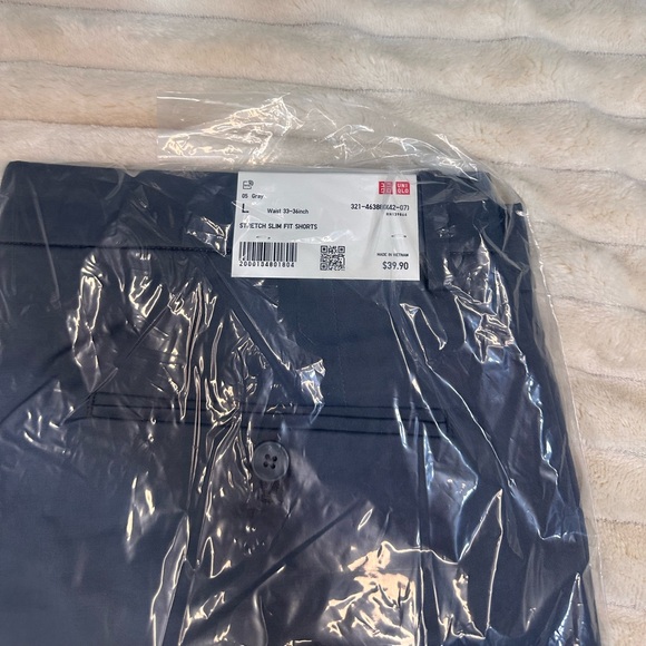 UNIQLO Grey Stretch Slim-Fit Short (9”) - Picture 9 of 9